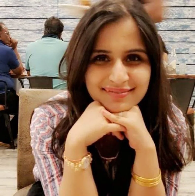 61566953_815775695475138_7933895113678258176_n | YES Germany | YES Germany ayushi team member of yes germany